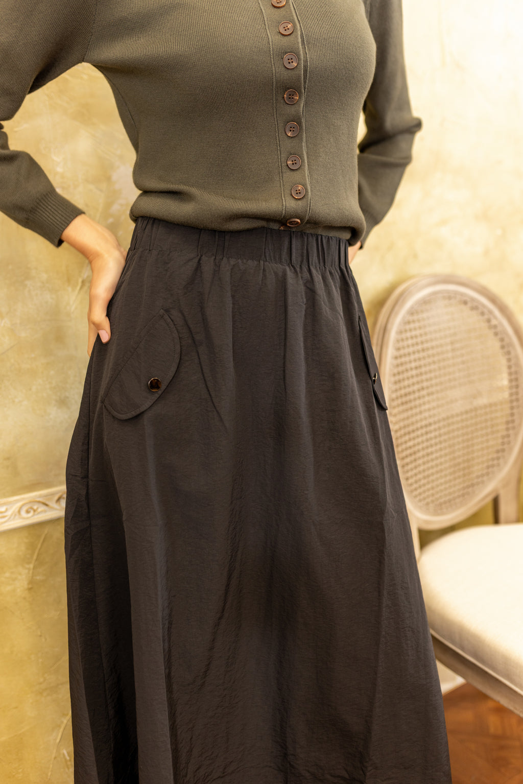 Oblique Maxi Skirt |Black