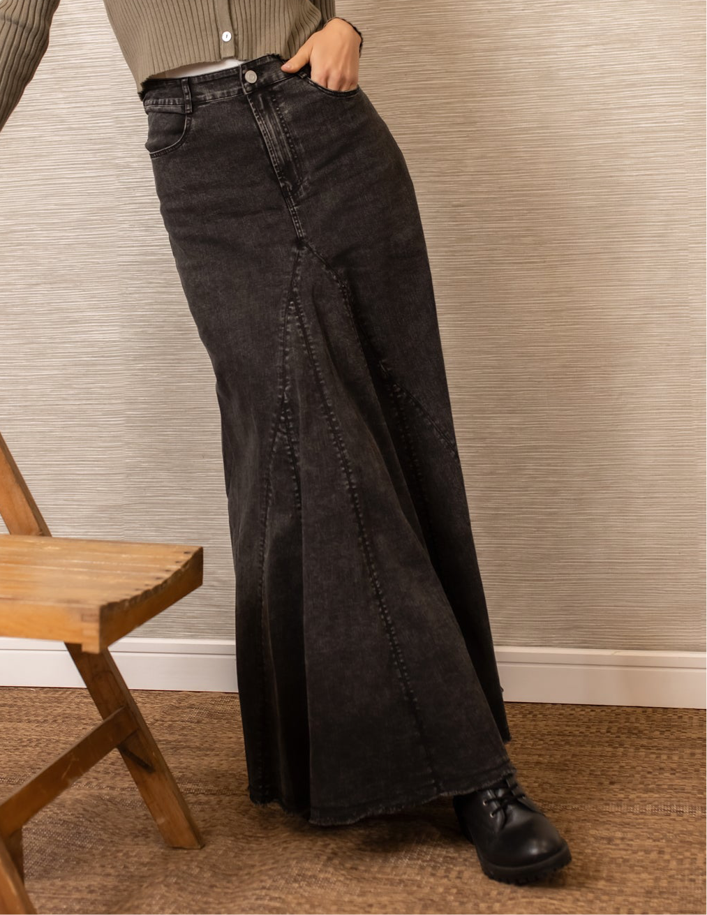 Flared Denim Skirt| Black
