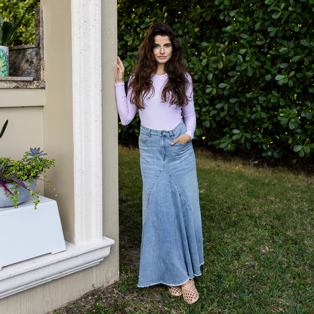 Ribbed V-neck Tee | Lavender