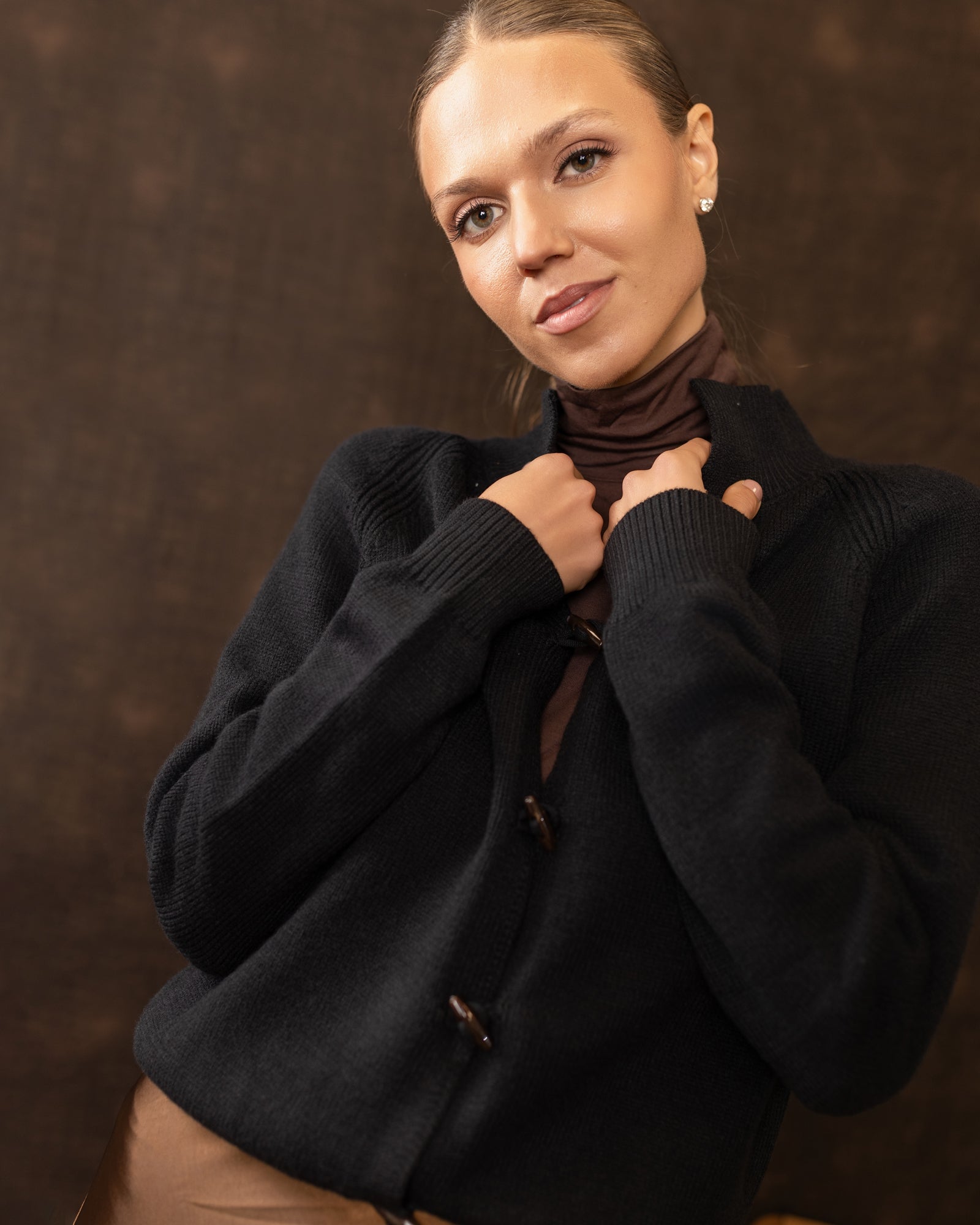 Toggle Sweater | Black