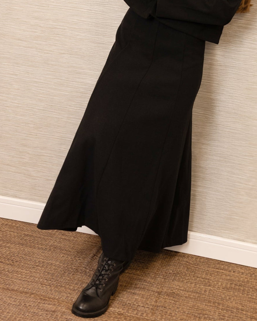 Lainey Panel Maxi | Black