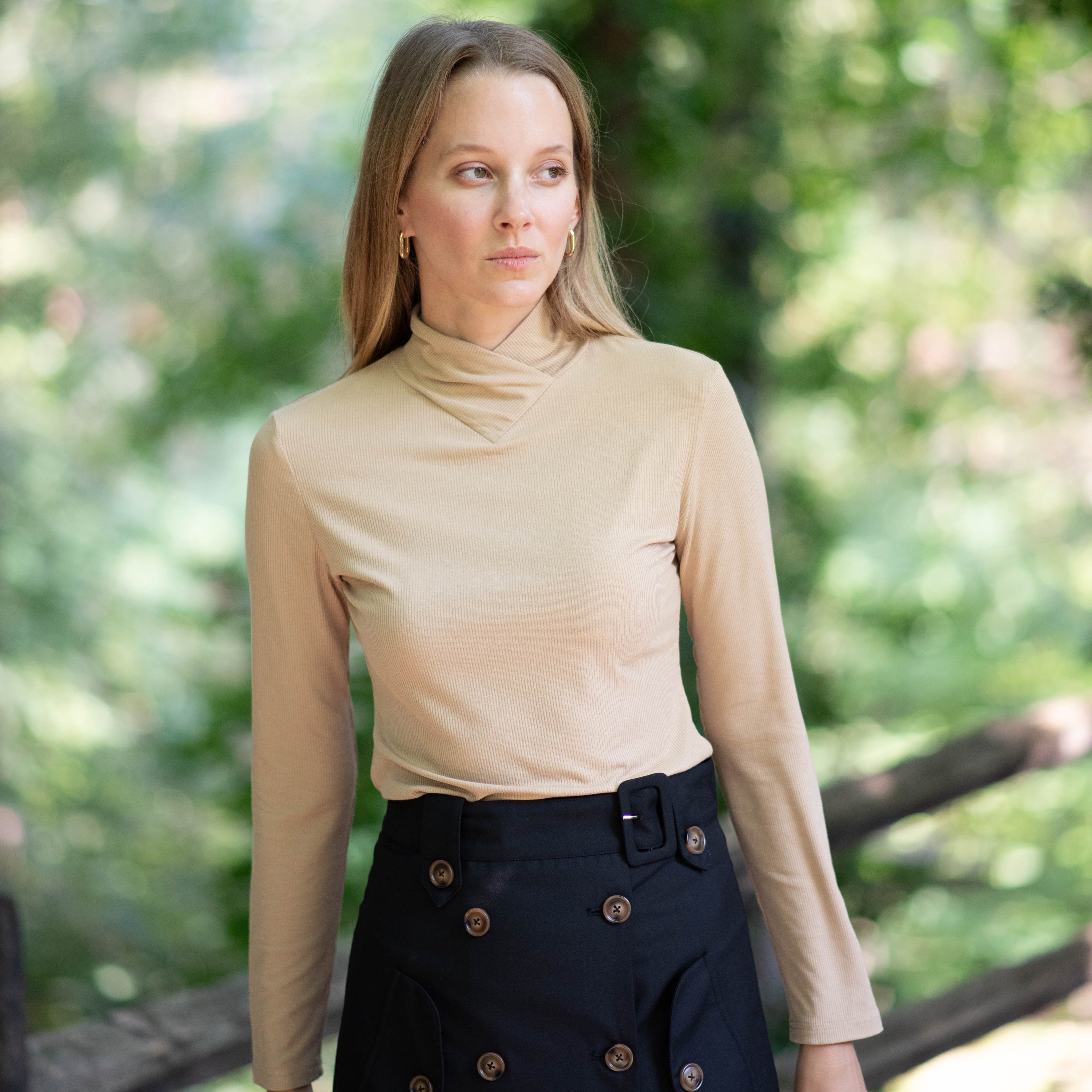 Tulip Ribbed Turtleneck | Beige [Final Sale]