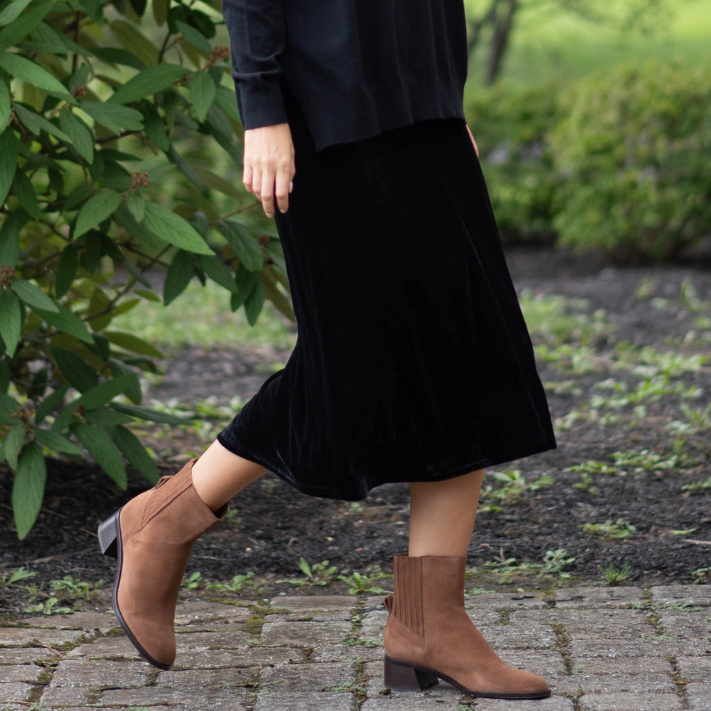 Velour Midi Skirt | Black