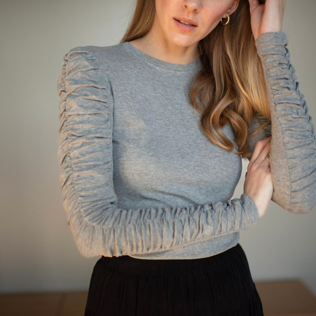 Ruched Sleeve Top | Gray [Final Sale]