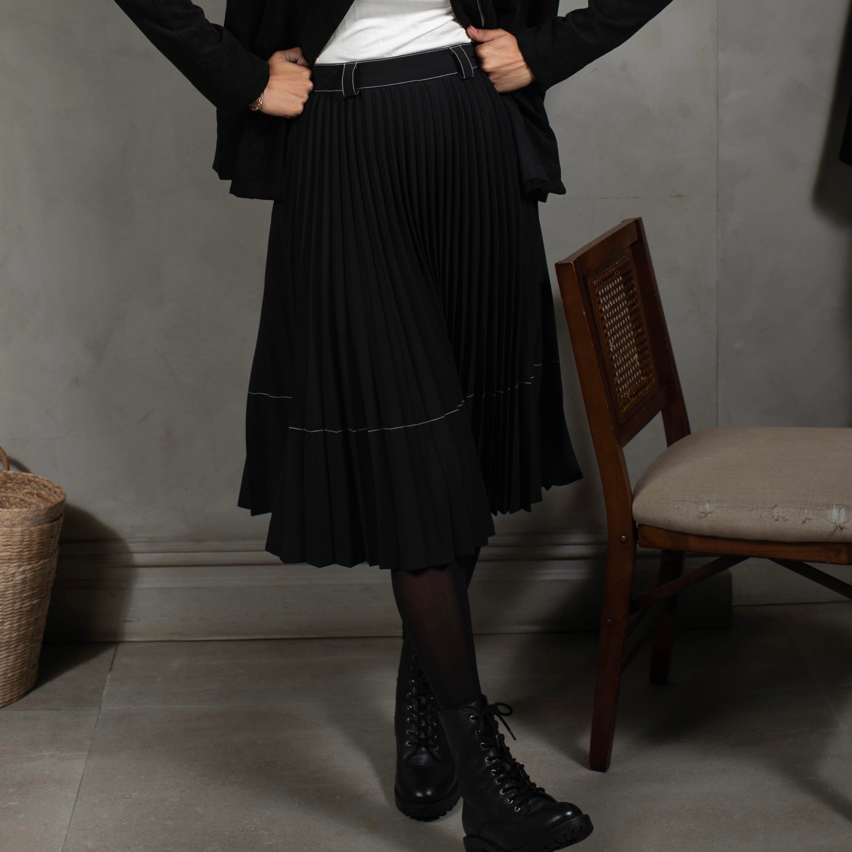 Stitched Pleated Skirt | Black [Final Sale]