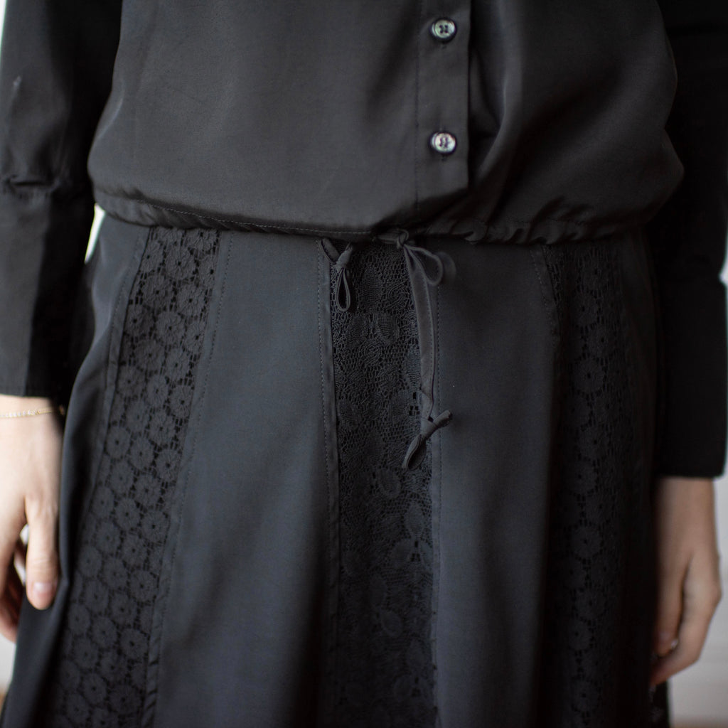 Lace Panel Skirt | Black