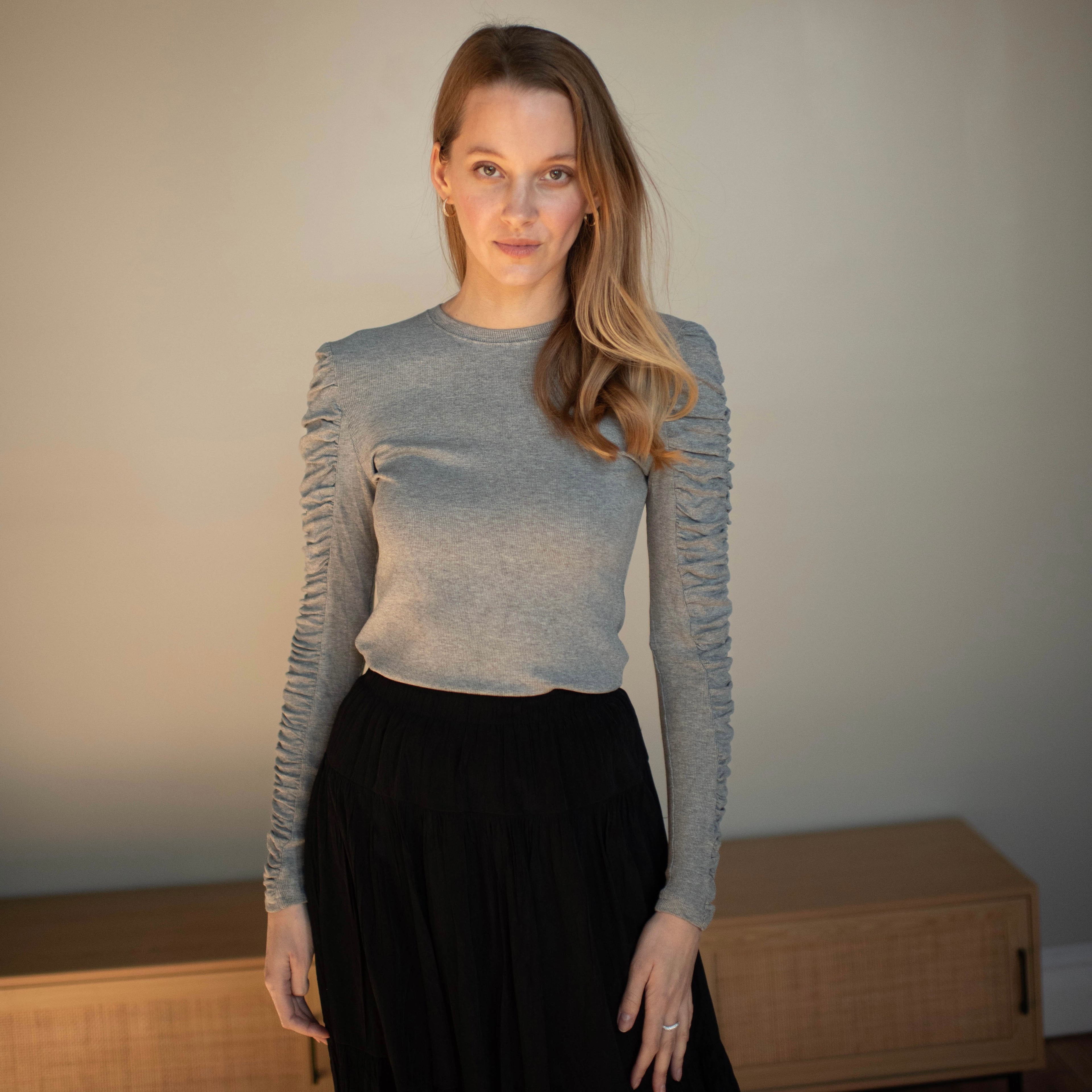 Ruched Sleeve Top | Gray [Final Sale]