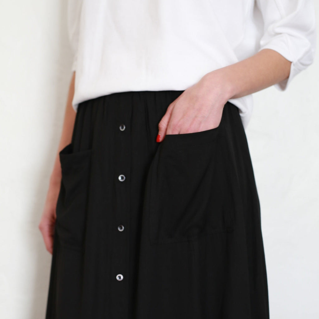 Crepe Button Down | Black