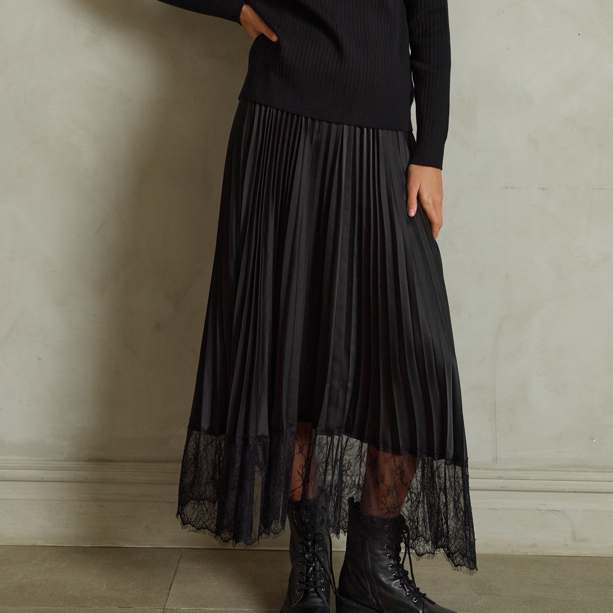 Pleated Lace Skirt [Final Sale]