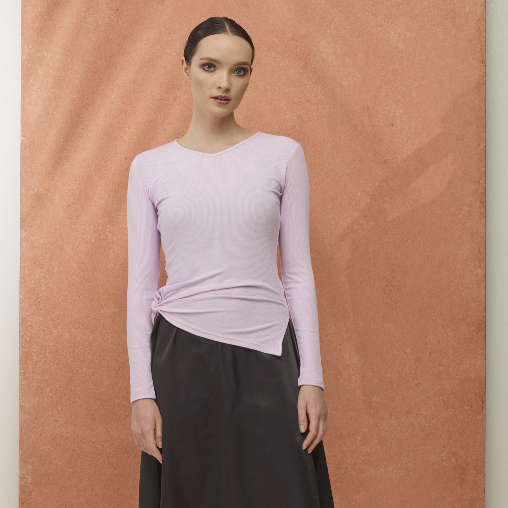 Ribbed V-neck Tee | Lavender