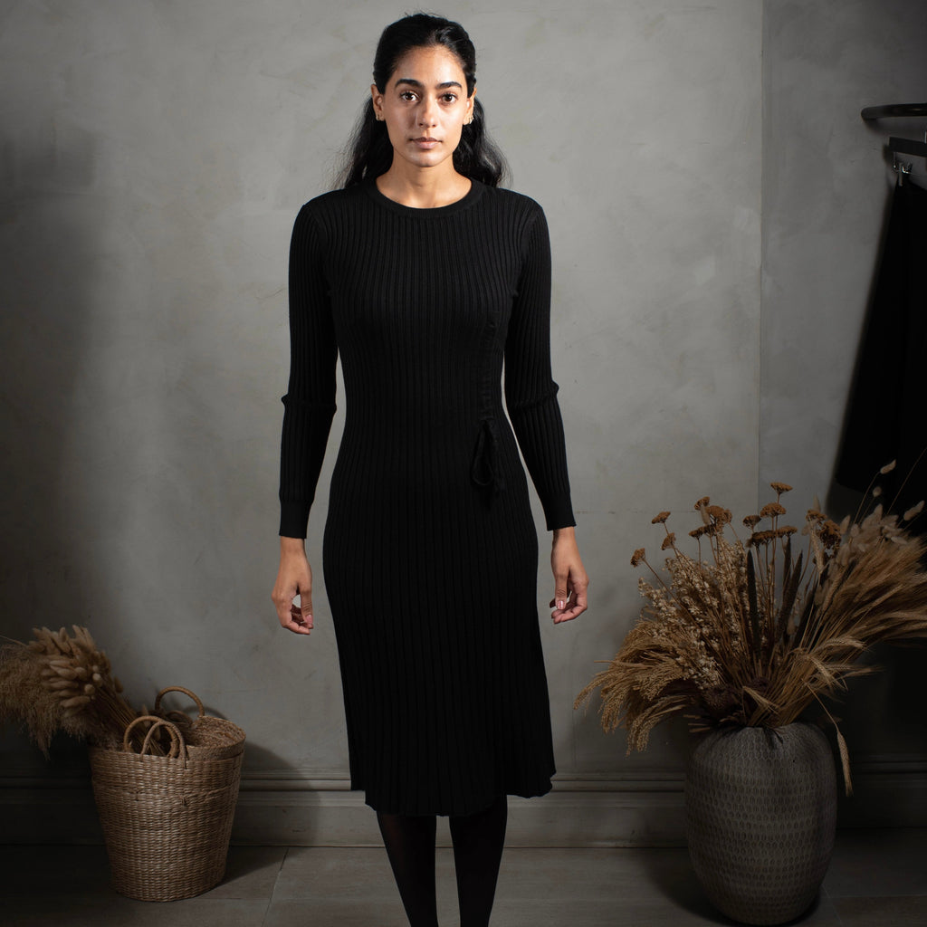 Ribbed Ruched Dress | Black [Final Sale]